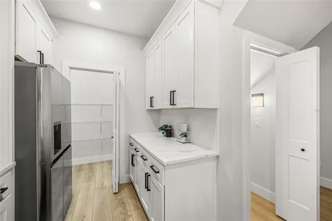 $724,990 | 4308 West Gray Street, Unit 6, Tampa, FL 33609