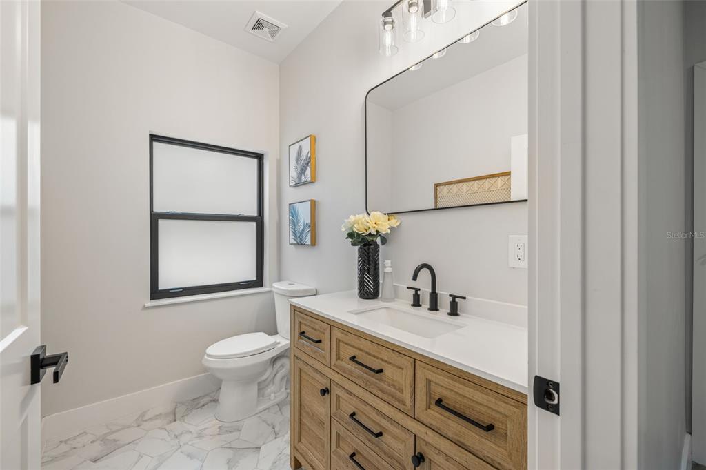 4308 West Gray Street, Unit 6 Tampa, FL 33609 - Photo 18 of 40