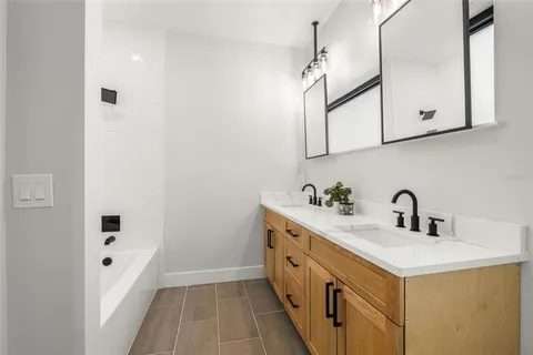 $724,990 | 4308 West Gray Street, Unit 6, Tampa, FL 33609