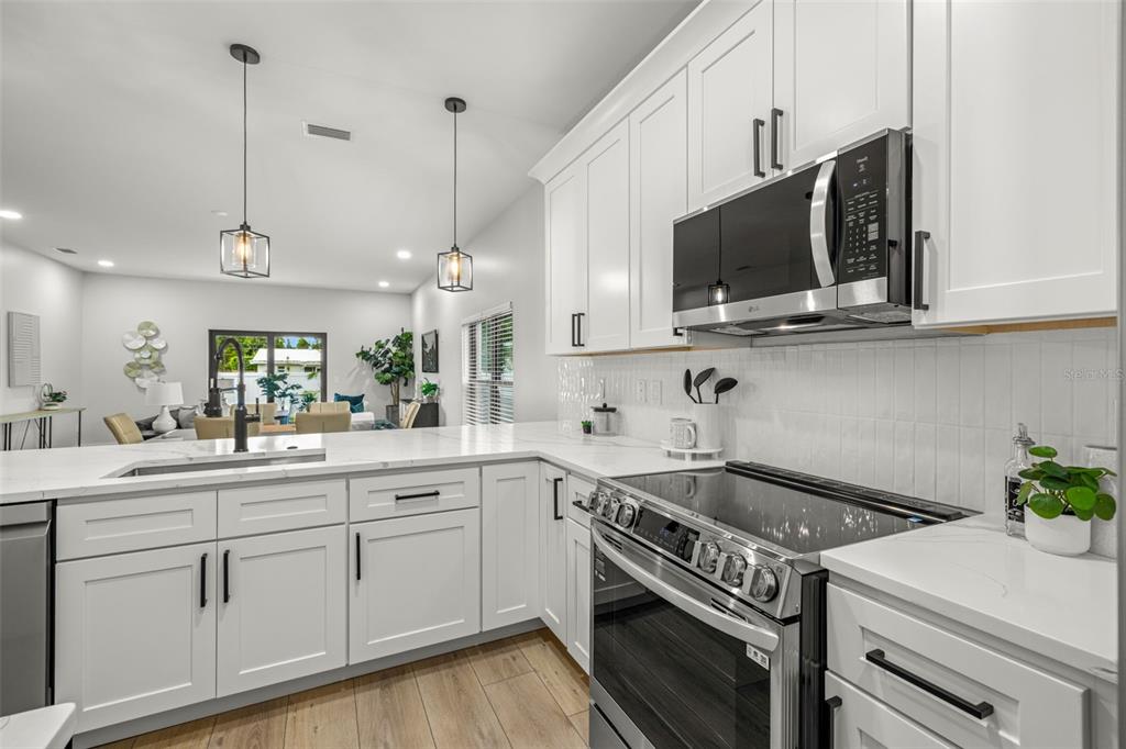 4308 West Gray Street, Unit 6 Tampa, FL 33609 - Photo 9 of 40