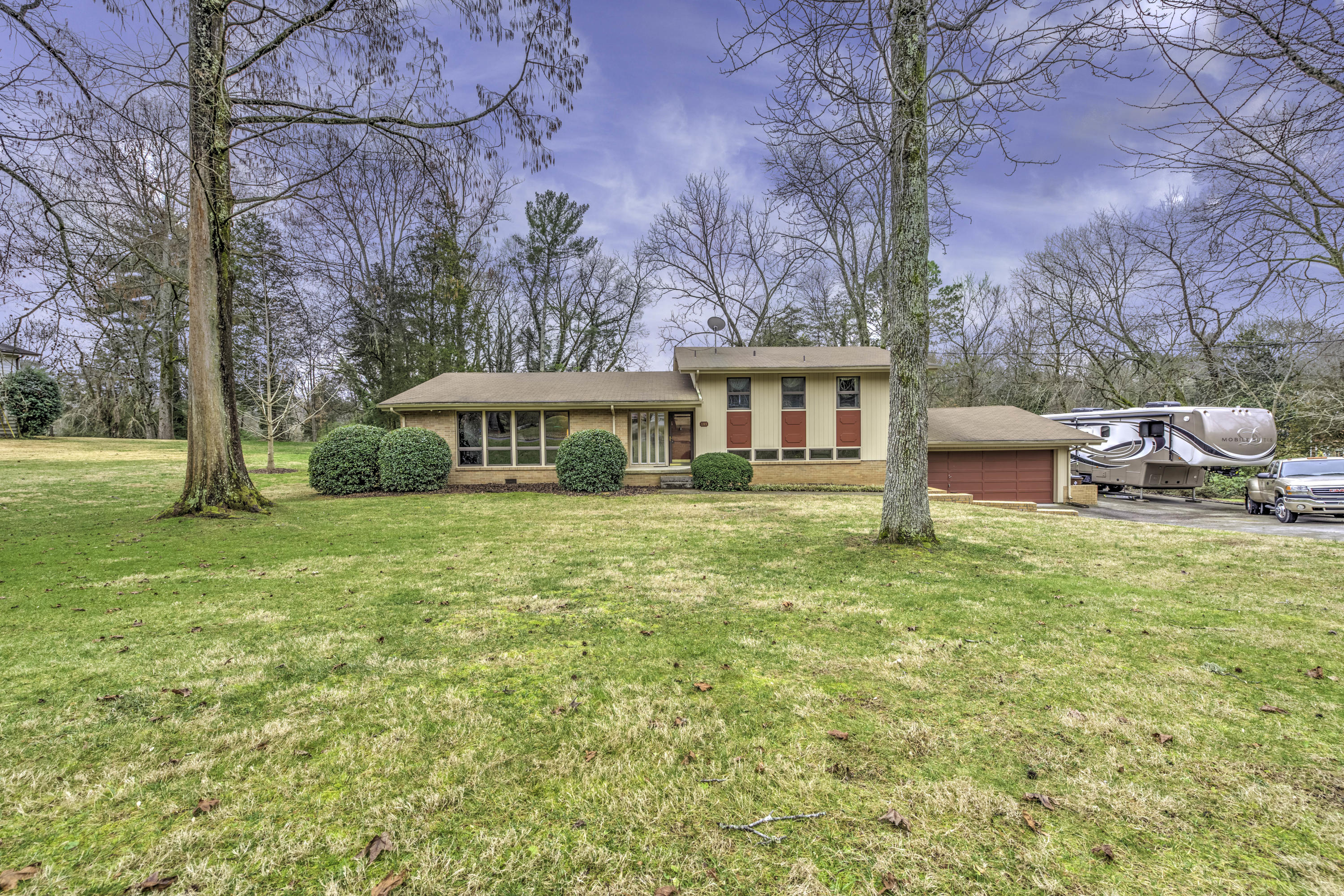111 Carnegie Drive Oak Ridge, TN 37830 - Photo 1 of 33 1 (16)