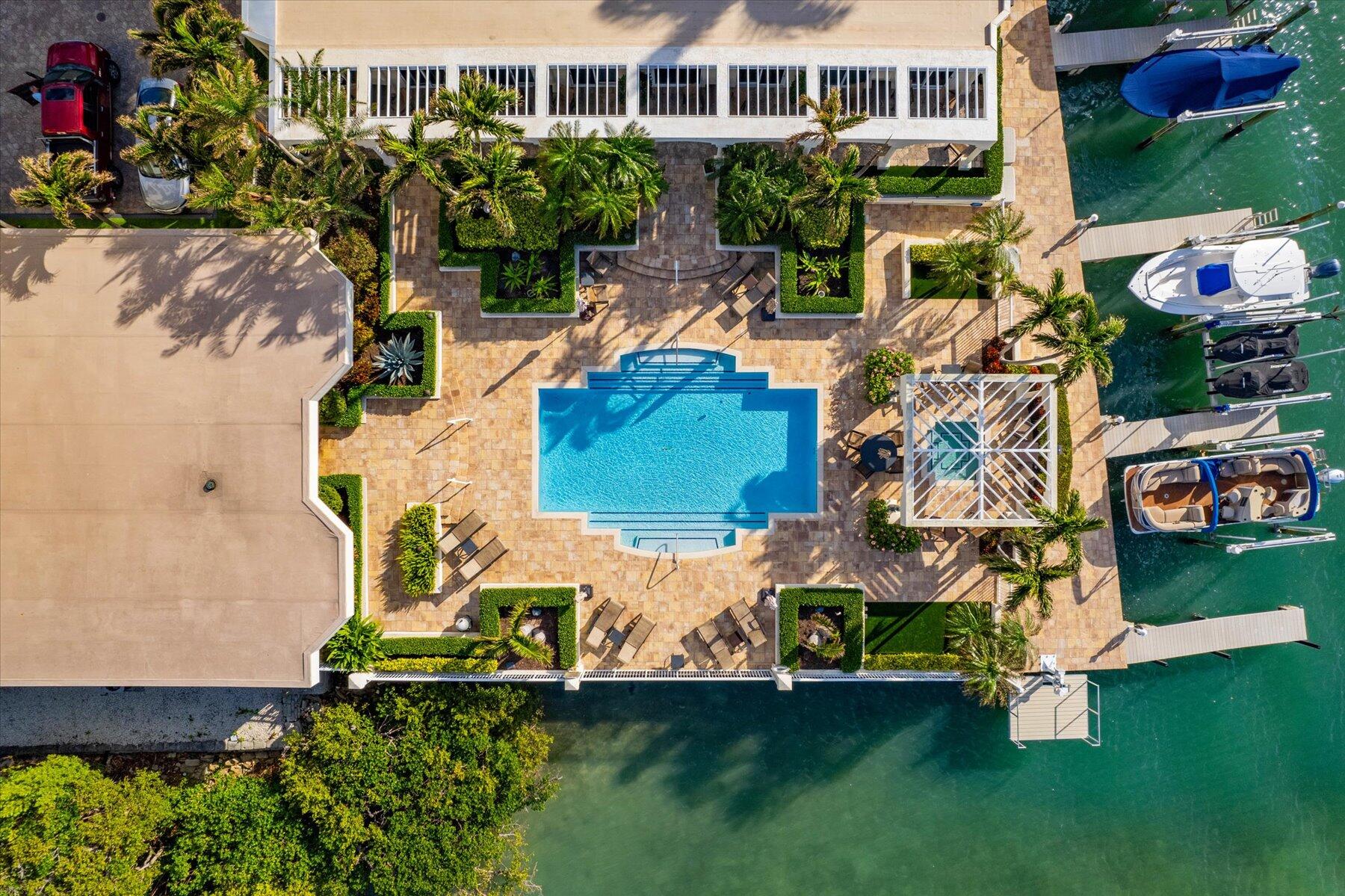 425 South Beach Road, Unit PHO Tequesta, FL 33469 - Photo 32 of 33 87-92-DJI_0524