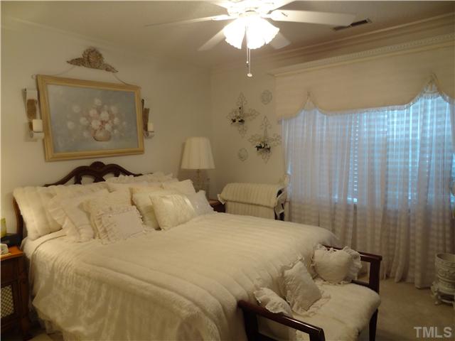 3900 Johnson Pond Road Apex, NC 27539 - Photo 14 of 19 Gallery Image 14
