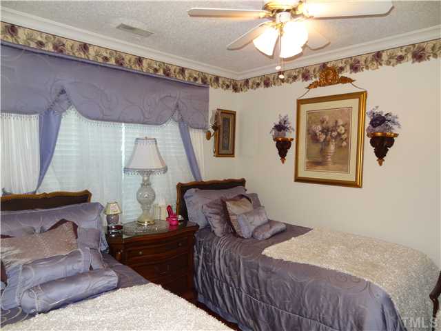 3900 Johnson Pond Road Apex, NC 27539 - Photo 15 of 19 Gallery Image 15
