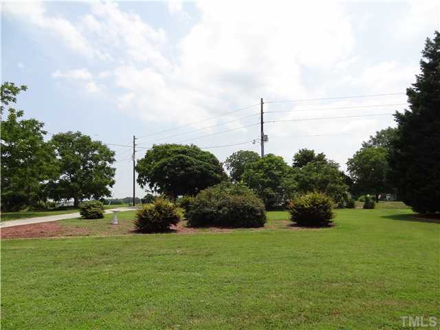 3900 Johnson Pond Road Apex, NC 27539 - Photo 5 of 19 Gallery Image 5