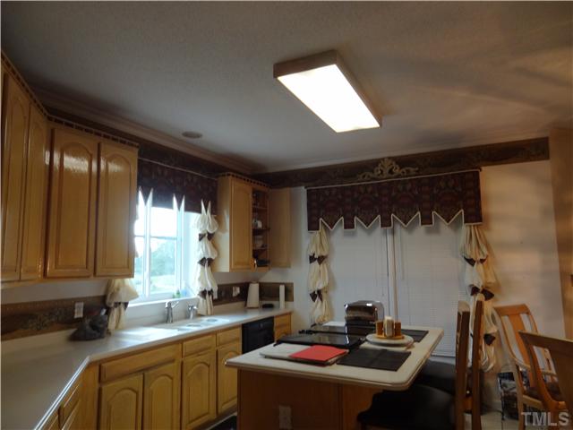 3900 Johnson Pond Road Apex, NC 27539 - Photo 6 of 19 Gallery Image 6