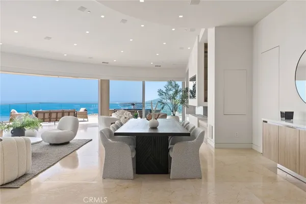 $8,300,000 | 900 Gainsborough Drive, Laguna Beach, CA 92651