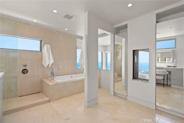 $8,300,000 | 900 Gainsborough Drive, Laguna Beach, CA 92651