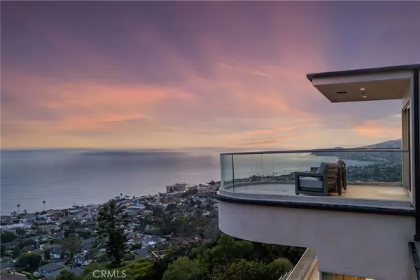 $8,300,000 | 900 Gainsborough Drive, Laguna Beach, CA 92651