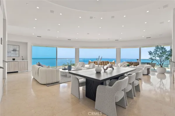 $8,300,000 | 900 Gainsborough Drive, Laguna Beach, CA 92651