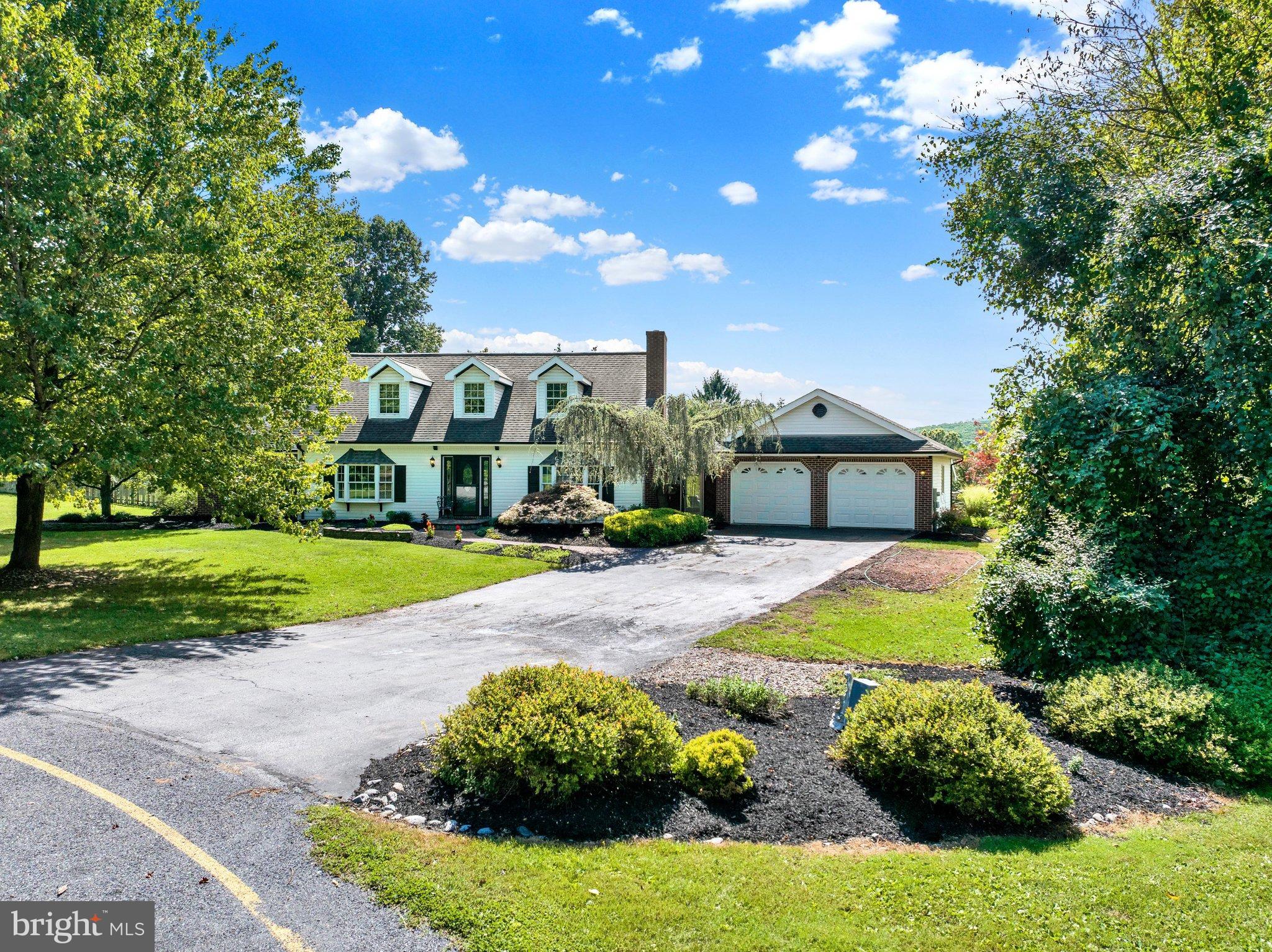 18 Arbor Road Mohnton, PA 19540 - Photo 7 of 36 DJI_20260918130546_0032_D