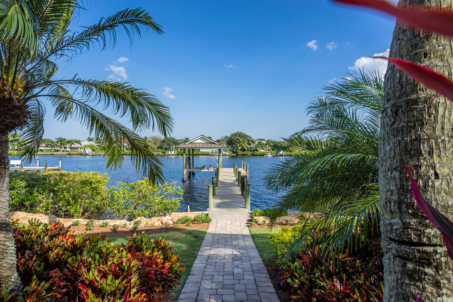25 Saddleback Road Tequesta, FL 33469 - Photo 20 of 47 25 saddle back dock boat house web