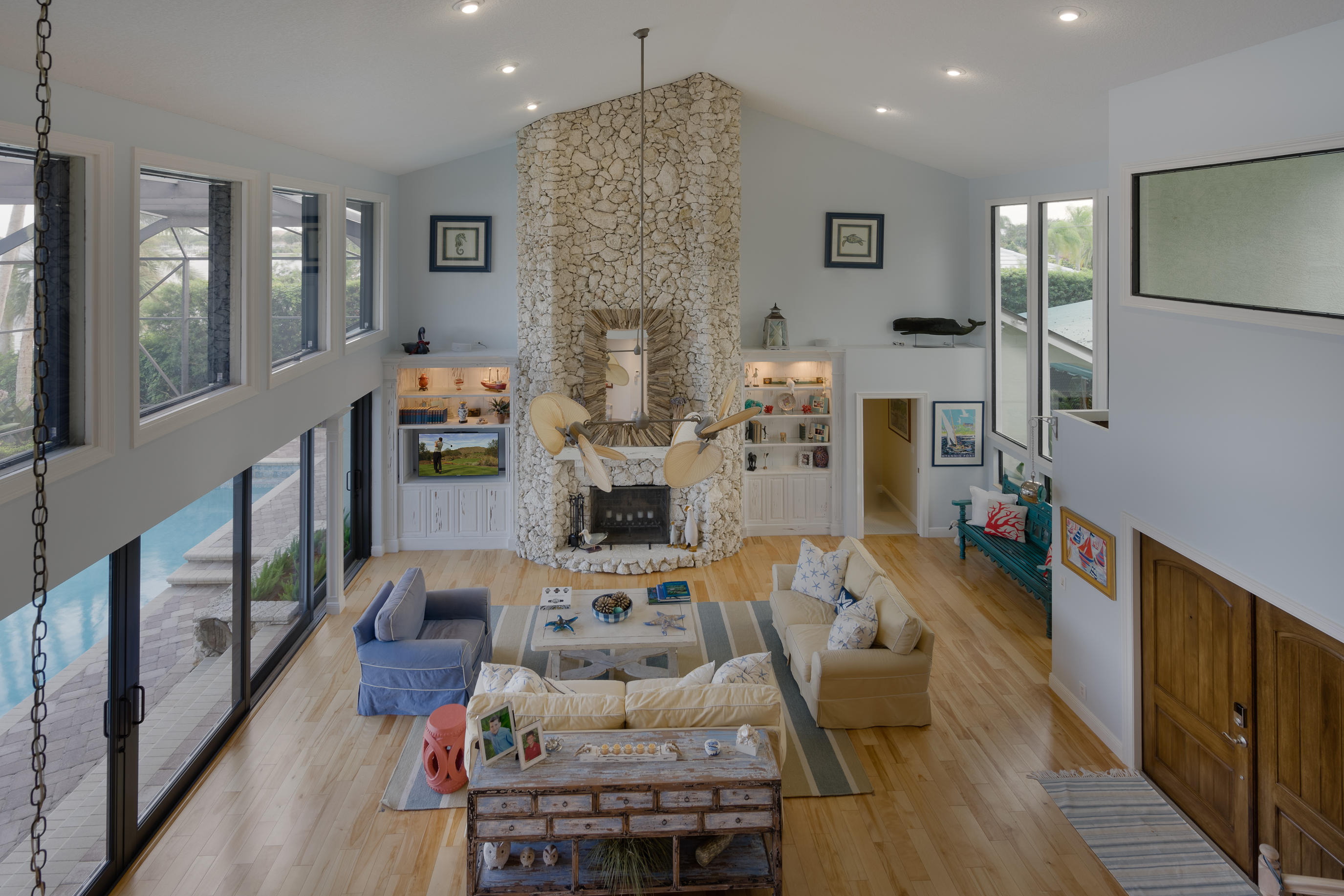 25 Saddleback Road Tequesta, FL 33469 - Photo 6 of 47 25 Saddleback Living Room From Upper Dec