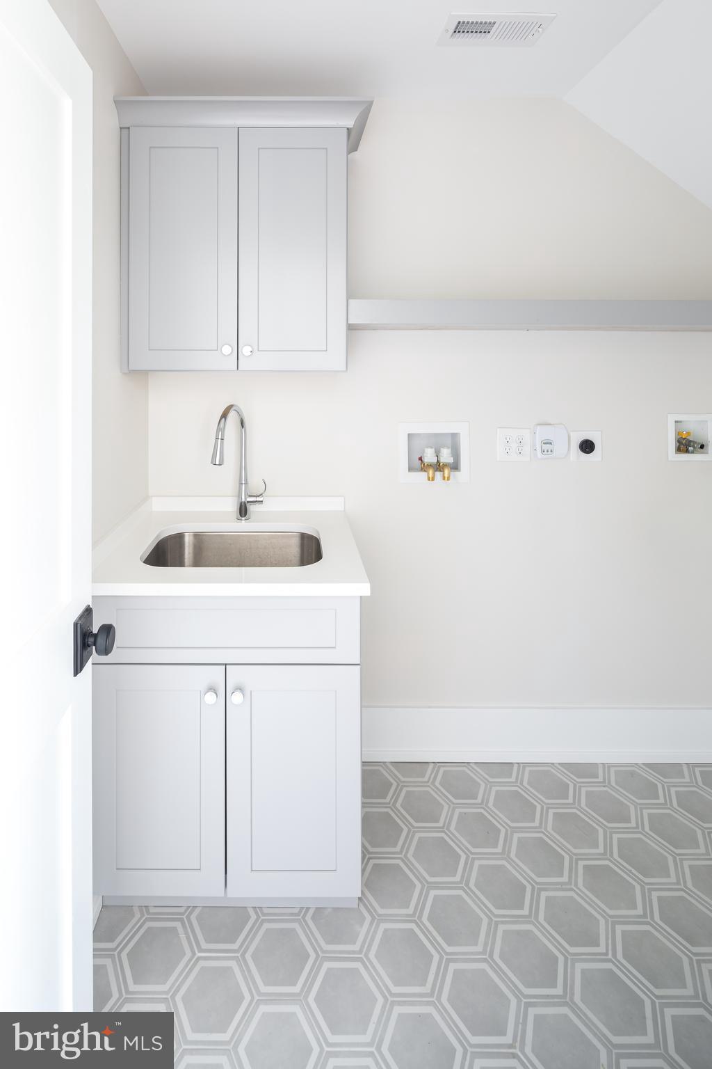 1148 Morris Road Wynnewood, PA 19096 - Photo 48 of 57