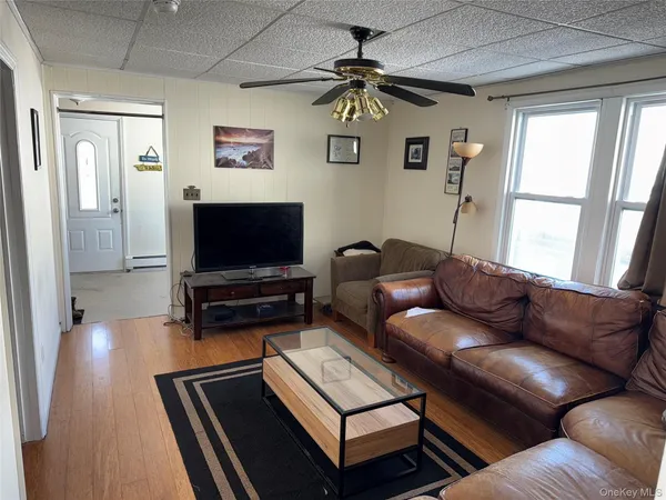 $4,300 | 72 Minnesota Avenue, Long Beach, NY 11561