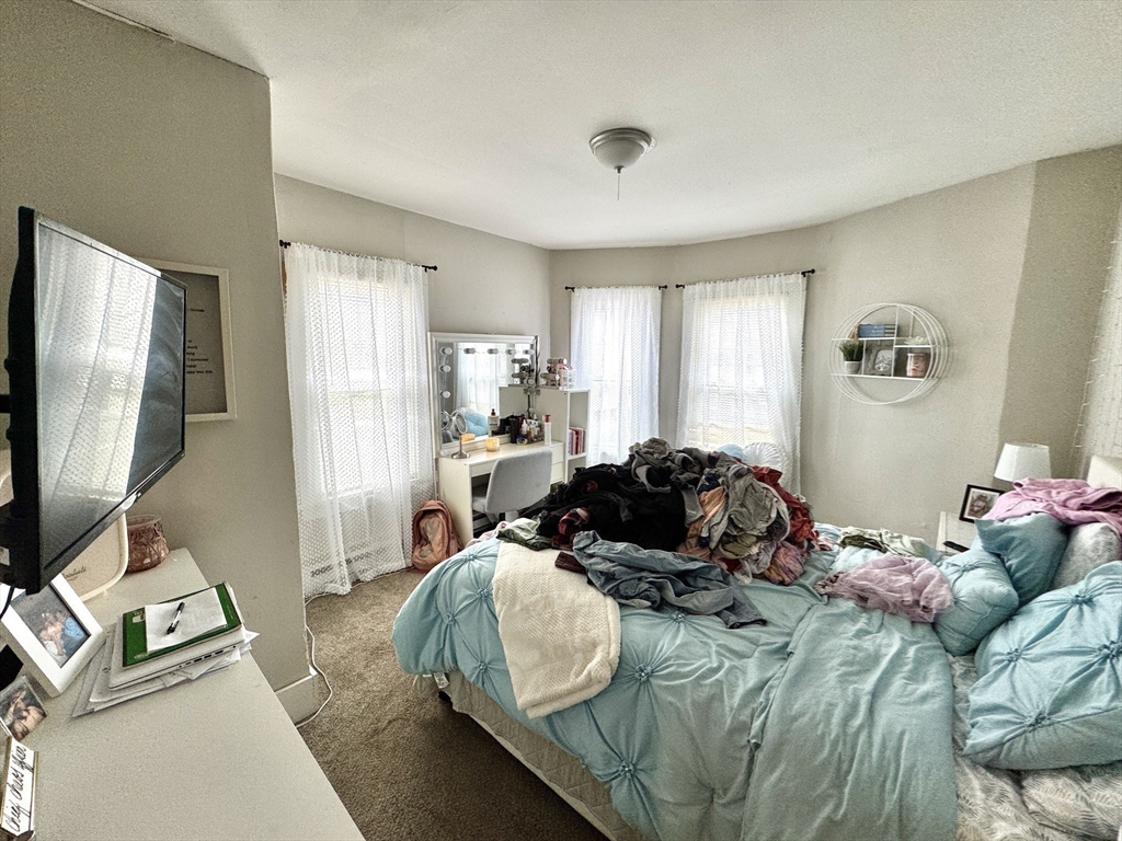 403 Orange Street Springfield, MA 01108 - Photo 10 of 15