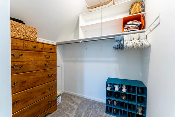 $610,000 | 121 North Glendale Avenue, Barrington, IL 60010