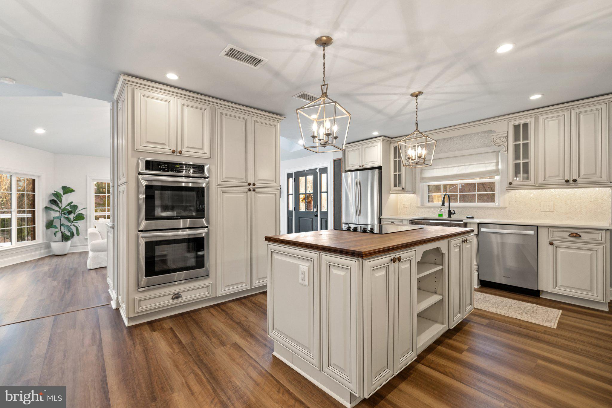 5213 Clinton Road Alexandria, VA 22312 - Photo 21 of 82 Gallery Image 21
