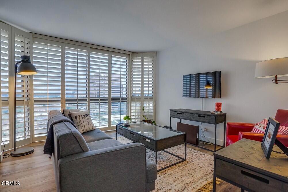 222 Monterey Road, Unit 1103 Glendale, CA 91206 - Photo 35 of 68 222-monterey-rd-047_web