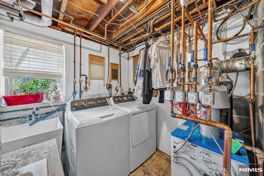 1230 Duncan Road Fort Lee, NJ 07024 - Photo 39 of 50