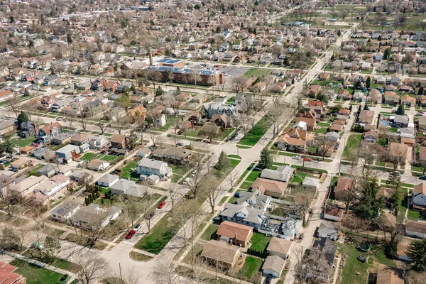 $449,000 | 9439 Congress Park Avenue, Brookfield, IL 60513