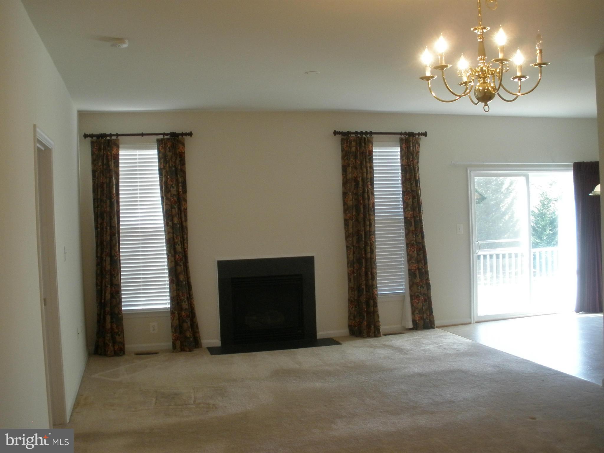617 Hunters Road Culpeper, VA 22701 - Photo 13 of 22 Living Room