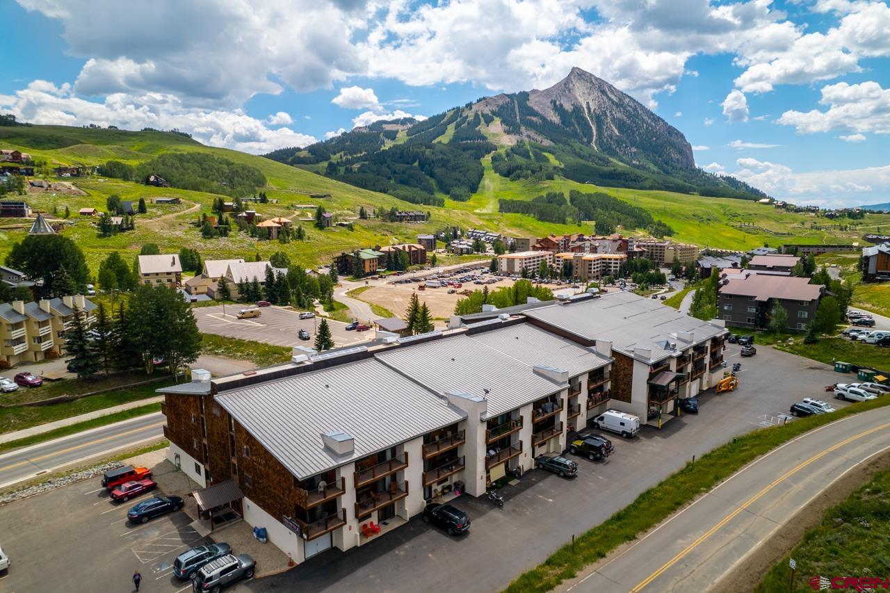 a view of a terrace with sitting area
