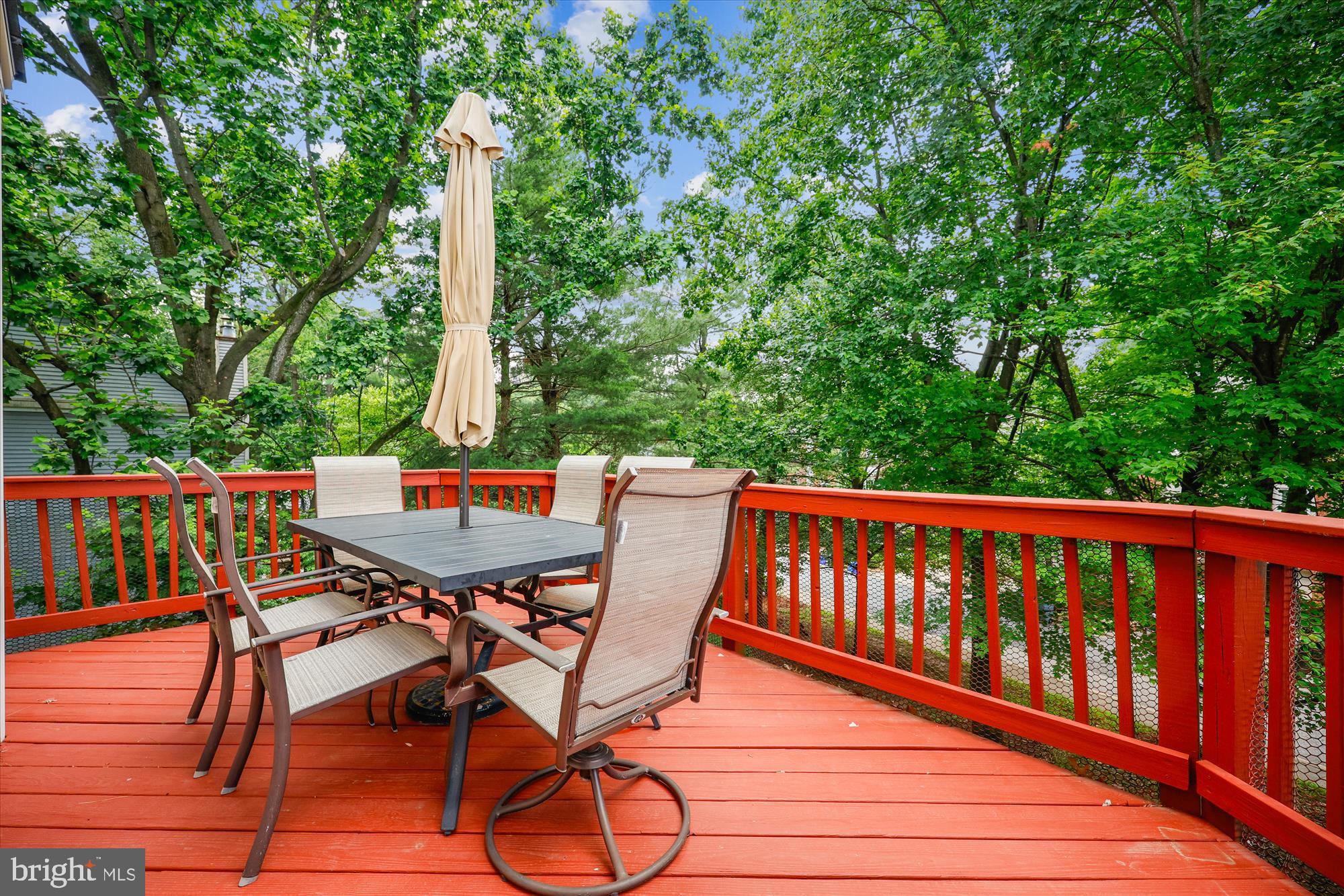 11249 Watermill Lane Silver Spring, MD 20902 - Photo 8 of 41 Access to the Deck from the Kitchen