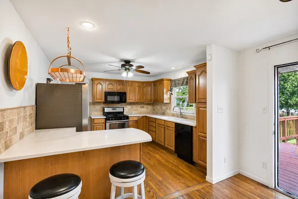 $340,000 | 405 Thomas Drive, Sycamore, IL 60178