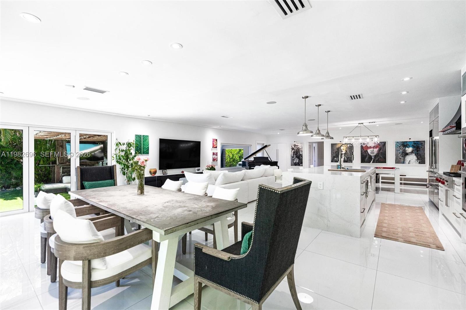 1865 Daytonia Road Miami Beach, FL 33141 - Photo 4 of 21