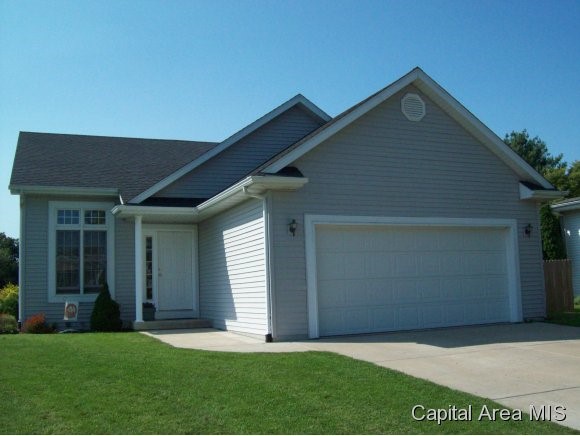 724 Countryside Road Arenzville, IL 62611 - Photo 1 of 12