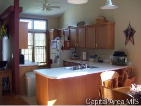 724 Countryside Road Arenzville, IL 62611 - Photo 4 of 12