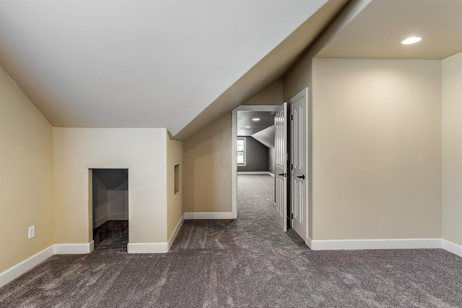 2225 Old Stage Road Central Point, OR 97502 - Photo 23 of 37 a view of a livingroom with wooden floor and staircase