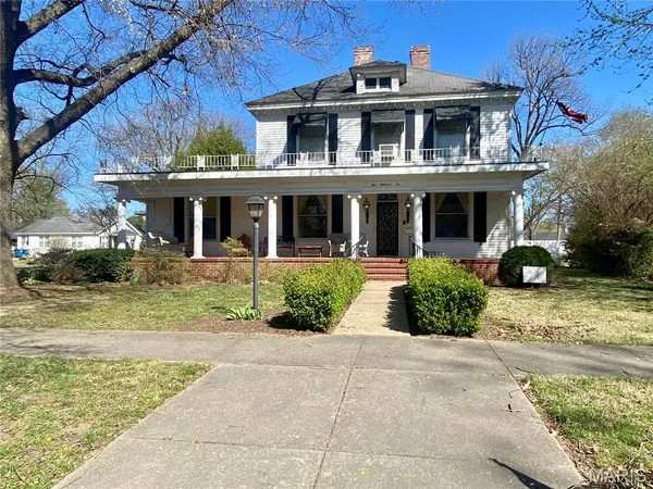 $190,000 | 502 East Commercial Street, Charleston, MO 63834