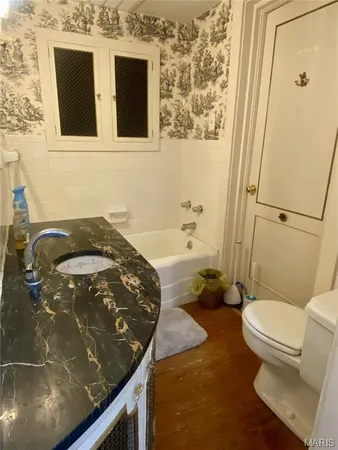 $190,000 | 502 East Commercial Street, Charleston, MO 63834