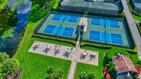 $425,000 | 8337 Horseshoe Bay Road, Boynton Beach, FL 33472