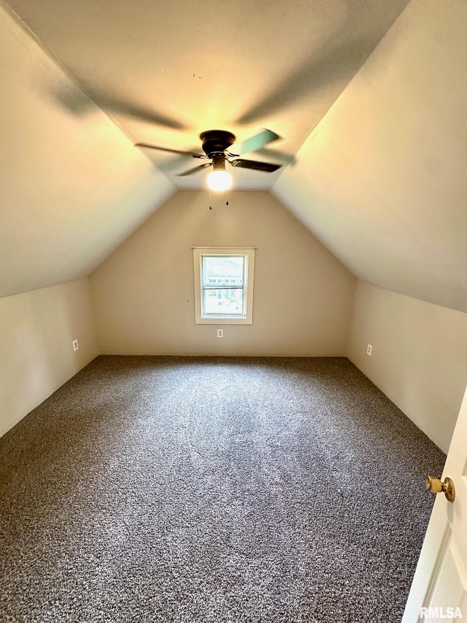 417 Caldwell Street Jacksonville, IL 62650 - Photo 18 of 22