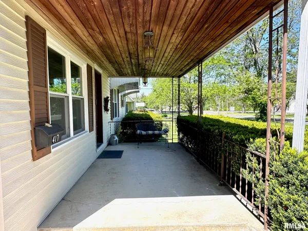 $195,000 | 417 Caldwell Street, Jacksonville, IL 62650