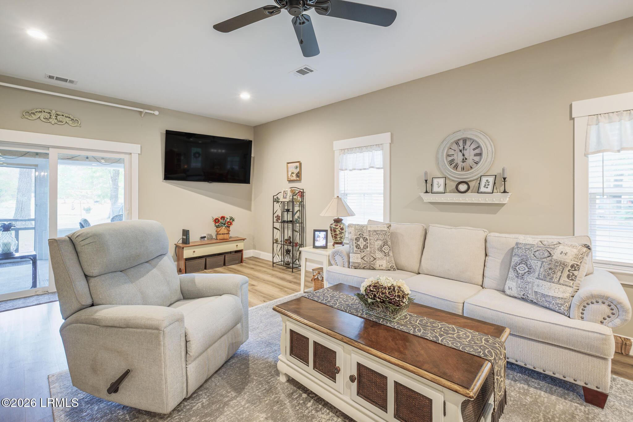 157 Wellington Loop Ridgeland, SC 29936 - Photo 12 of 35 157 Wellington Loop_MLS_20