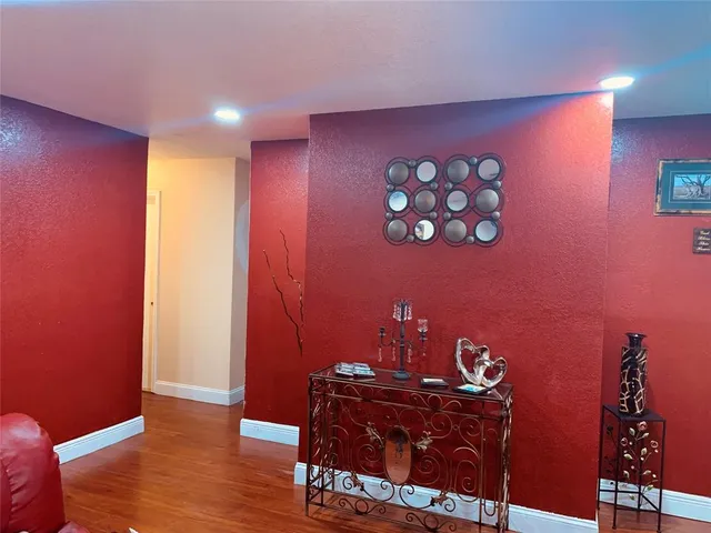 a bed room with a bed