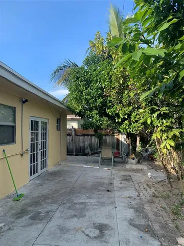 a view of a house with a outdoor space