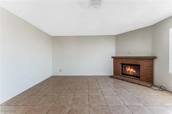 $690,000 | 2257 Exeter Drive, Las Vegas, NV 89156