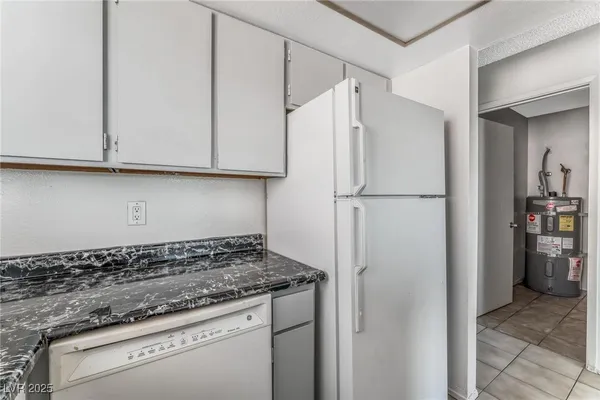 $690,000 | 2257 Exeter Drive, Las Vegas, NV 89156