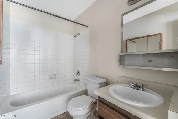 $690,000 | 2257 Exeter Drive, Las Vegas, NV 89156