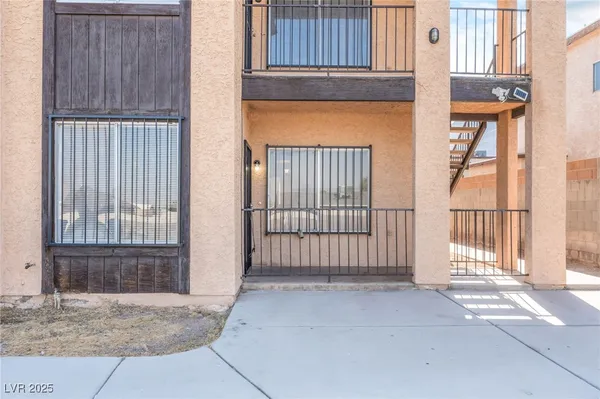 $690,000 | 2257 Exeter Drive, Las Vegas, NV 89156