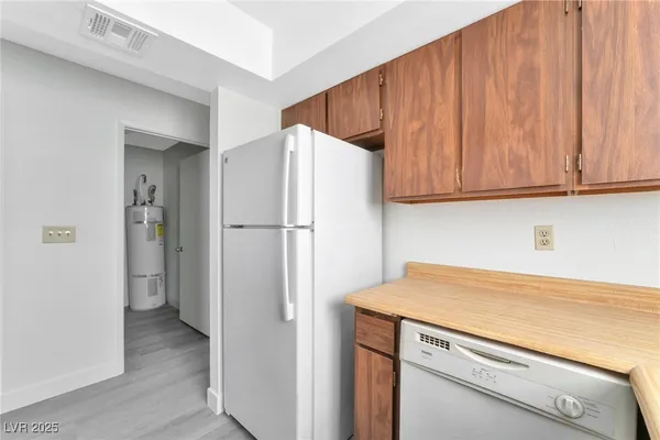 $690,000 | 2257 Exeter Drive, Las Vegas, NV 89156