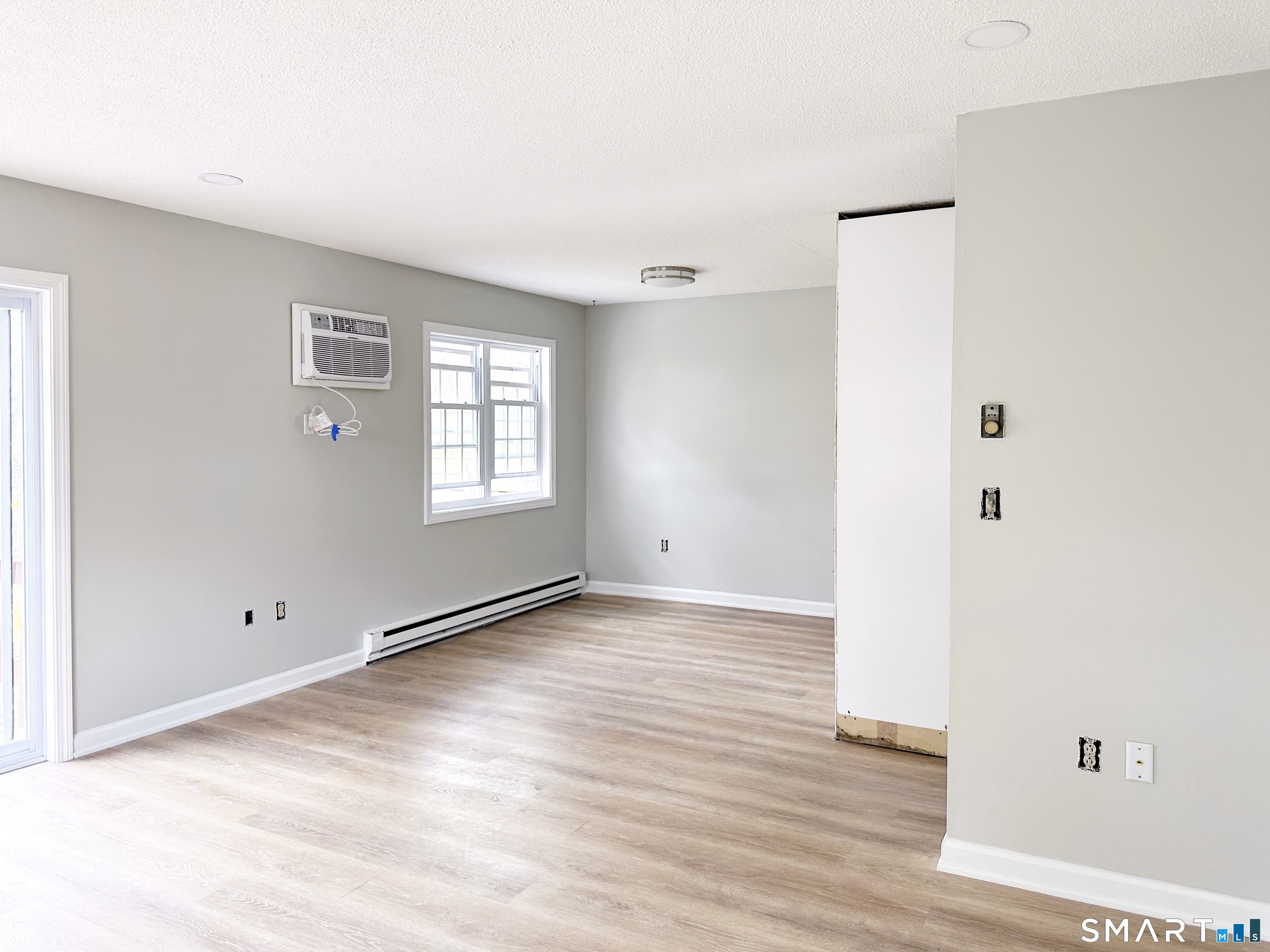 203 Capewell Avenue Waterbury, CT 06708 - Photo 12 of 38