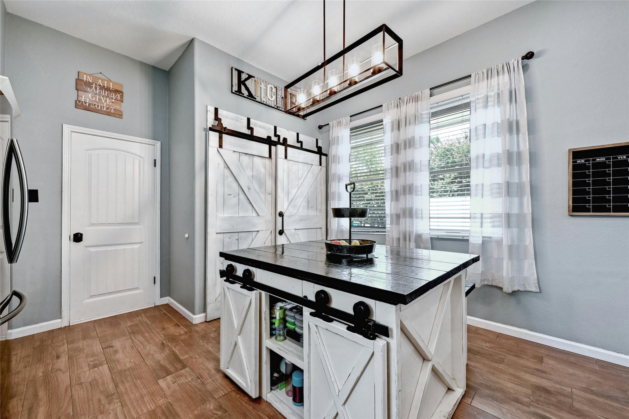 3012 Rochelle Drive Austin, TX 78748 - Photo 11 of 23 There's ample pantry storage and counter space!