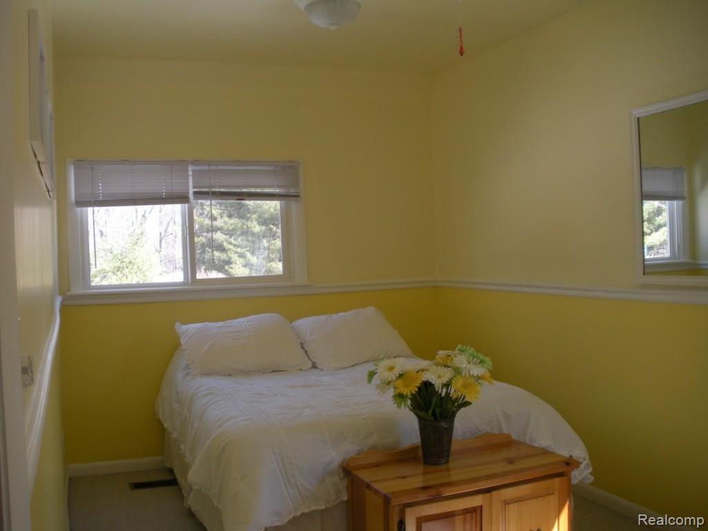 3950 Kings Mill Road North Branch, MI 48461 - Photo 19 of 26 Bedroom 2