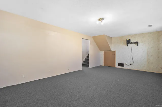 $240,000 | 1503 Blanchard Drive, Mishawaka, IN 46544